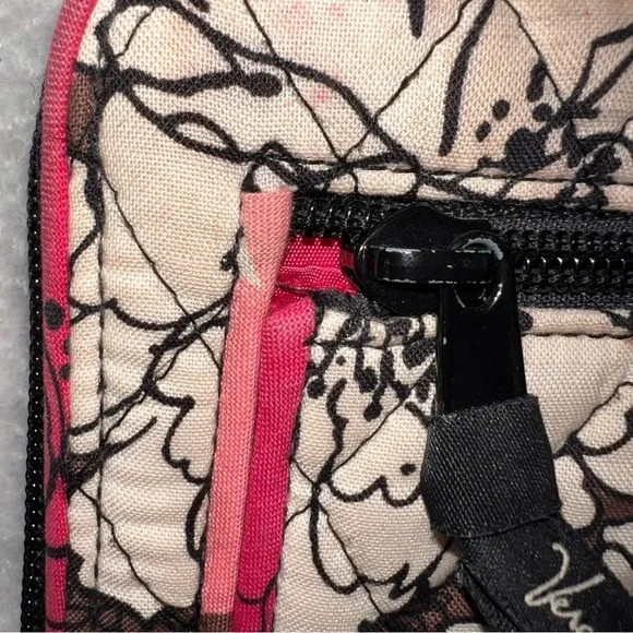 Vera Bradley Turn lock zip around Wallet - Pink, Brown, White preowned - Picture 3 of 5